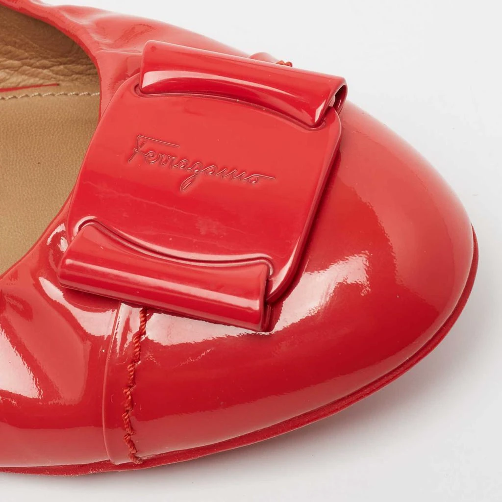 Salvatore Ferragamo Coral Pink Patent Leather Degrade Ballet Flat Size 39.5 商品