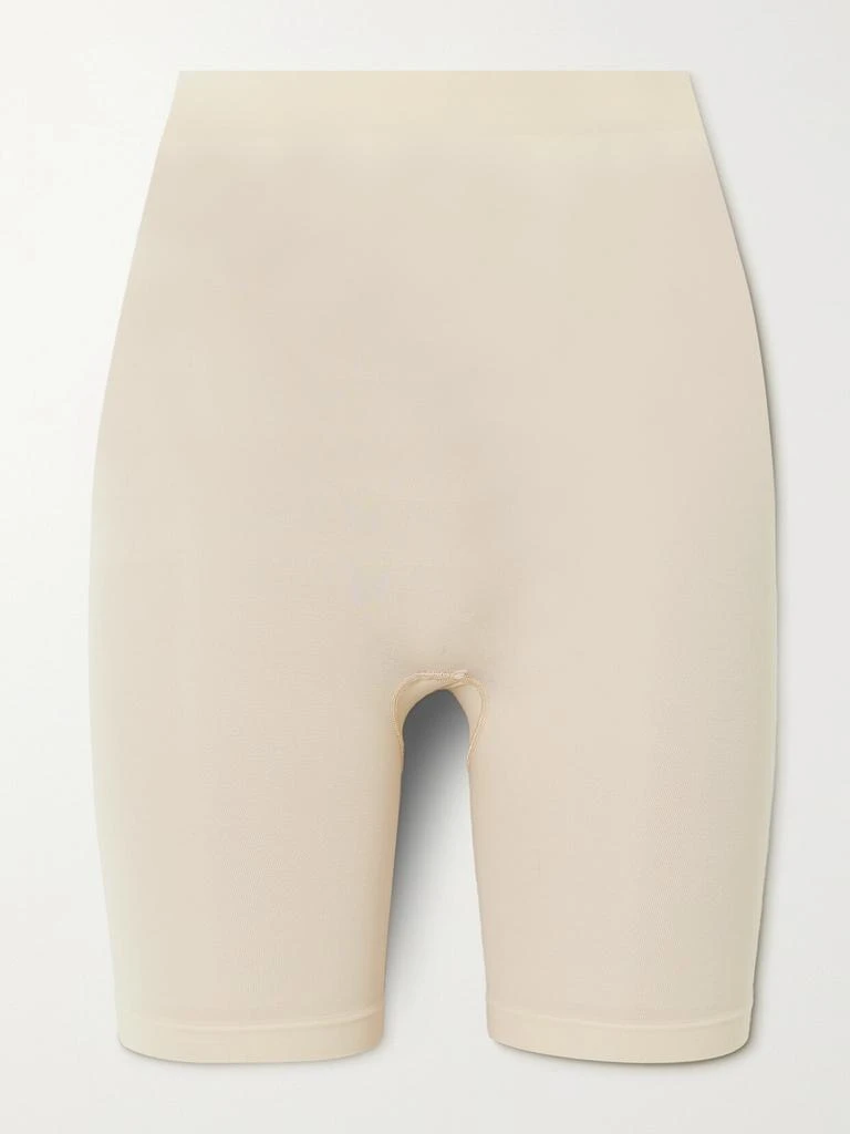 商品SKIMS|Seamless Sculpt 塑形中长短裤 （颜色：sand）,价格¥318,第1张图片