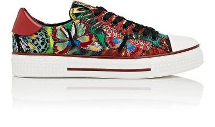 商品Valentino|Butterfly-Embroidered Canvas Sneakers,价格¥5794,第1张图片