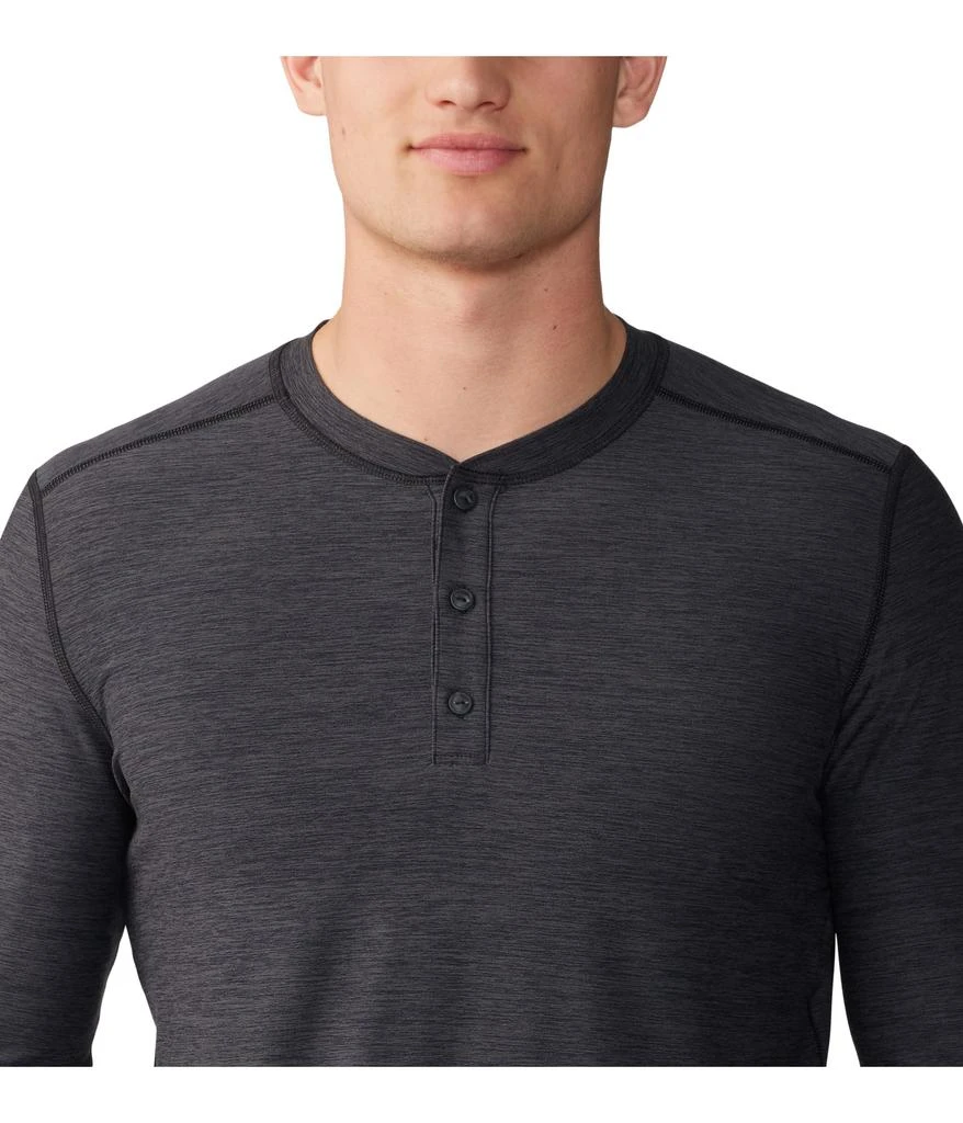 商品Mountain Hardwear|Chill Action Long Sleeve Crew,价格¥242,第5张图片详细描述