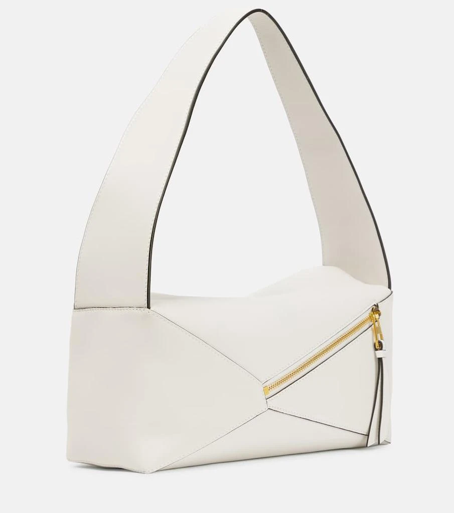 商品Loewe|Puzzle slouchy leather shoulder bag,价格¥18148,第4张图片详细描述