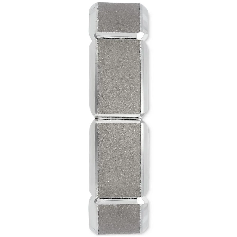 商品Macy's|Men's Textured Bevel Segment Band in 10k White Gold,价格¥14694,第3张图片详细描述