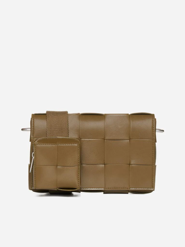 商品Bottega Veneta|Cassette On Strap Intrecciato leather bag,价格¥18825,第1张图片