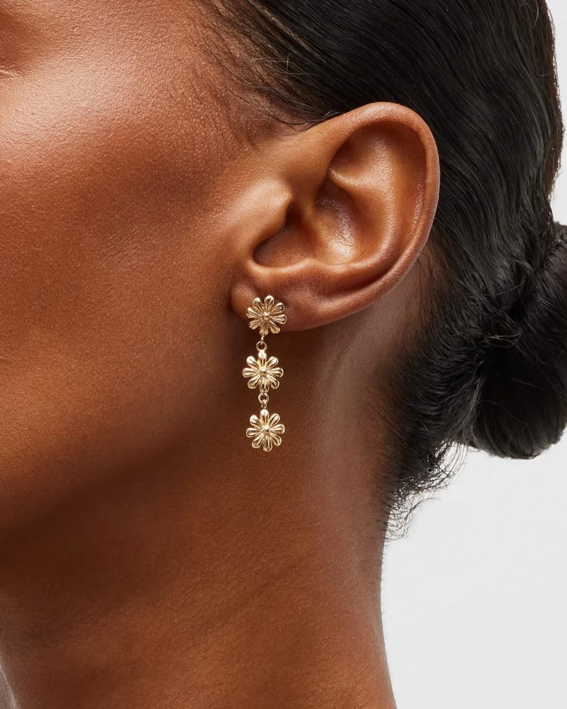 商品POPPY FINCH|14k Yellow Gold Triple Daisy Earrings,价格¥4423,第2张图片详细描述
