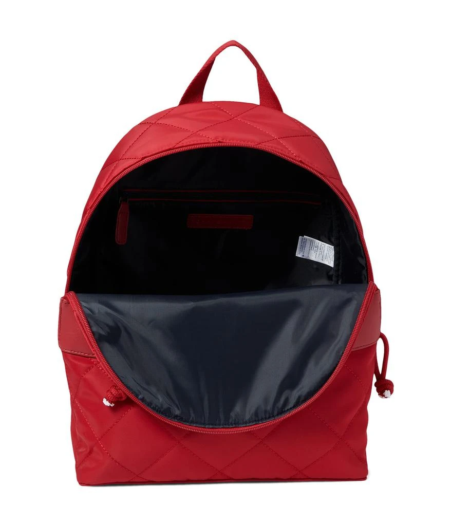 商品Tommy Hilfiger|Daisy Medium Dome Backpack Quilted Smooth Nylon,价格¥700,第3张图片详细描述