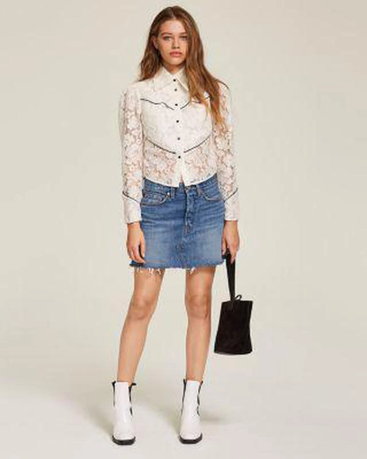 商品Levi's|牛仔迷你裙 Deconstructed Denim Mini Skirt in Middle Man,价格¥328,第3张图片详细描述