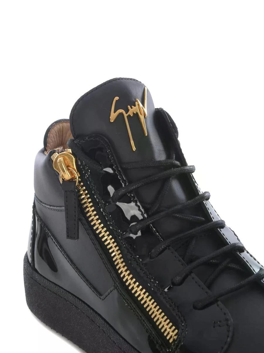 商品【商品预售7天】 Giuseppe Zanotti|Giuseppe Zanotti 男士休闲鞋 RU00011003-8 黑色,价格¥5114,第4张图片详细描述