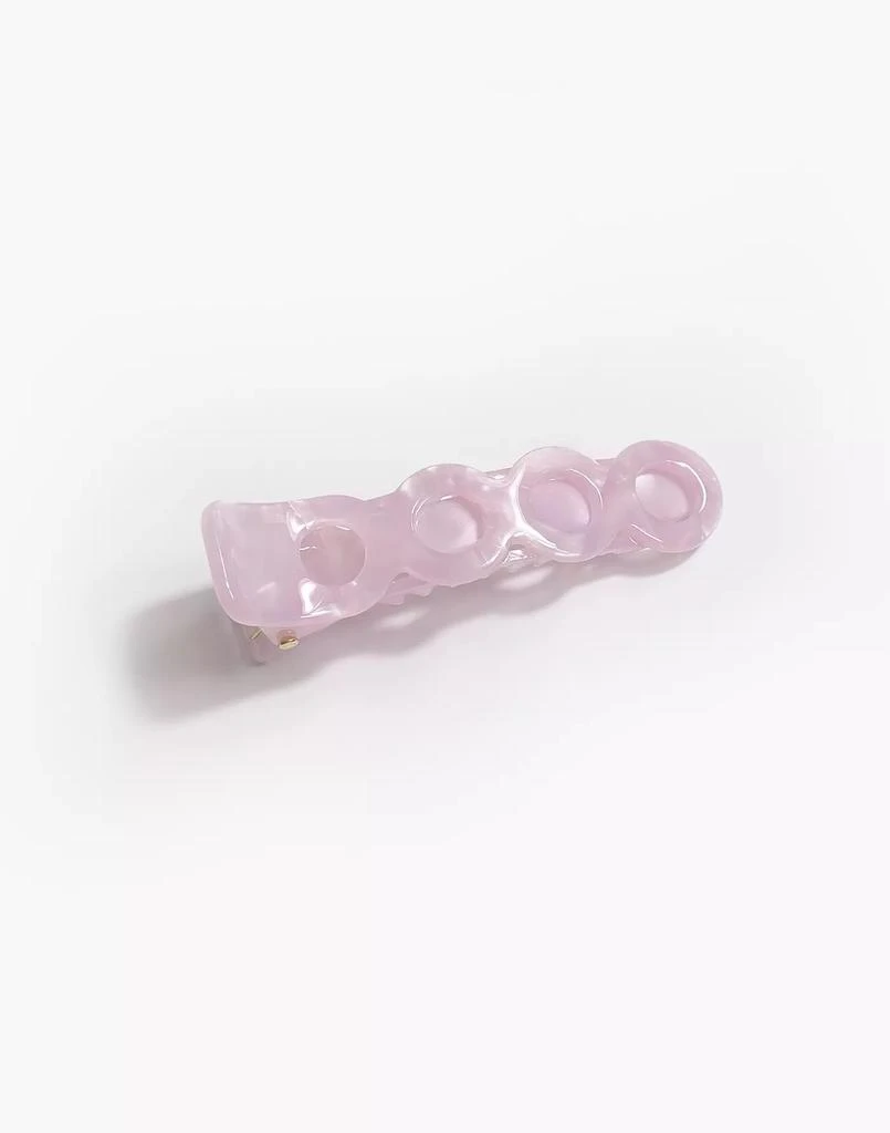商品Madewell|Winona Irene Circle Alligator Hair Clip in Lychee,价格¥87,第1张图片