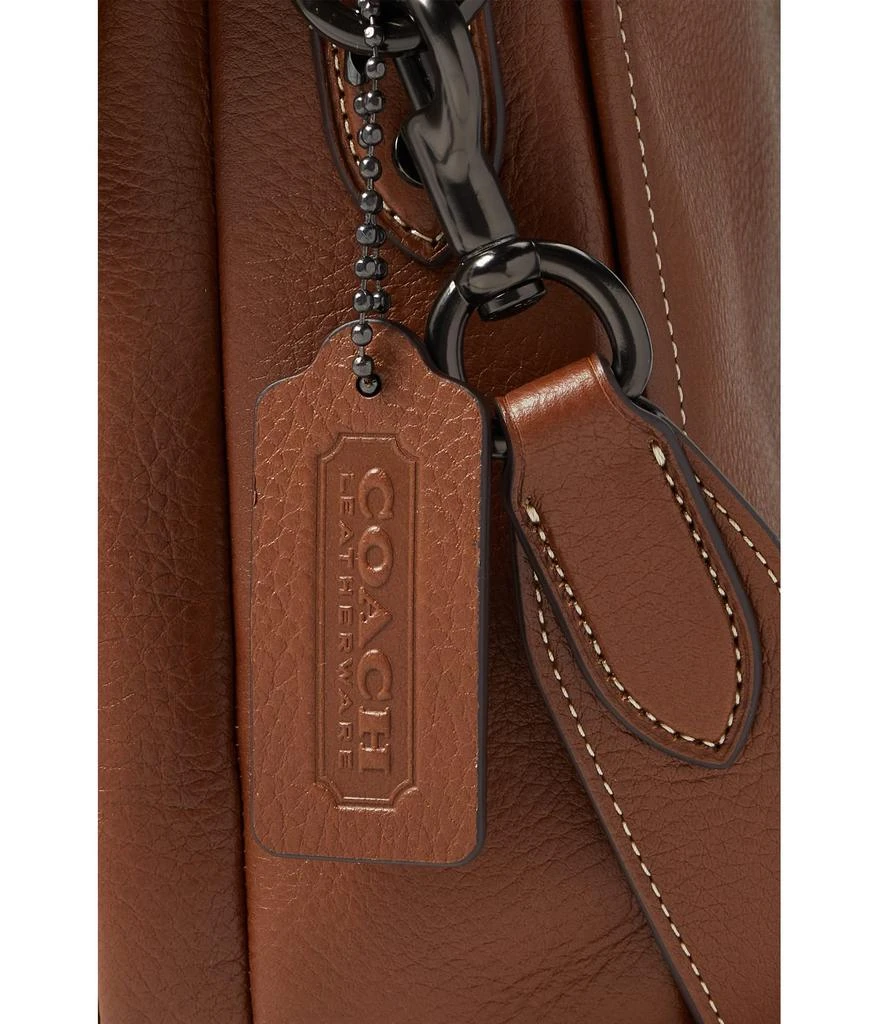 商品Coach|Carriage Messenger in Vegetable Tanned Leather,价格¥3012,第4张图片详细描述