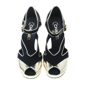 商品Chanel|Chanel Black Canvas With Metallic Gold Leather Cut Out Peep Toe Pumps Size 36.5,价格¥4674,第2张图片详细描述