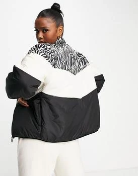 商品Fila|Fila blocked zerba print puffer jacket in black ,价格¥523,第2张图片详细描述
