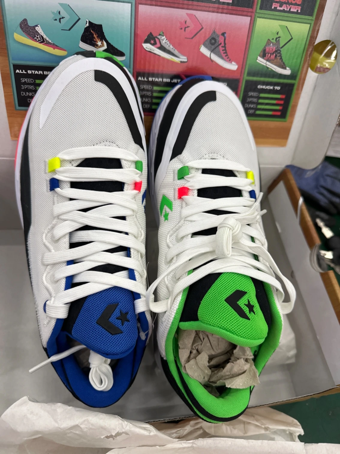 商品Converse|Converse 蓝绿鸳鸯篮球鞋,价格¥684,第2张图片详细描述