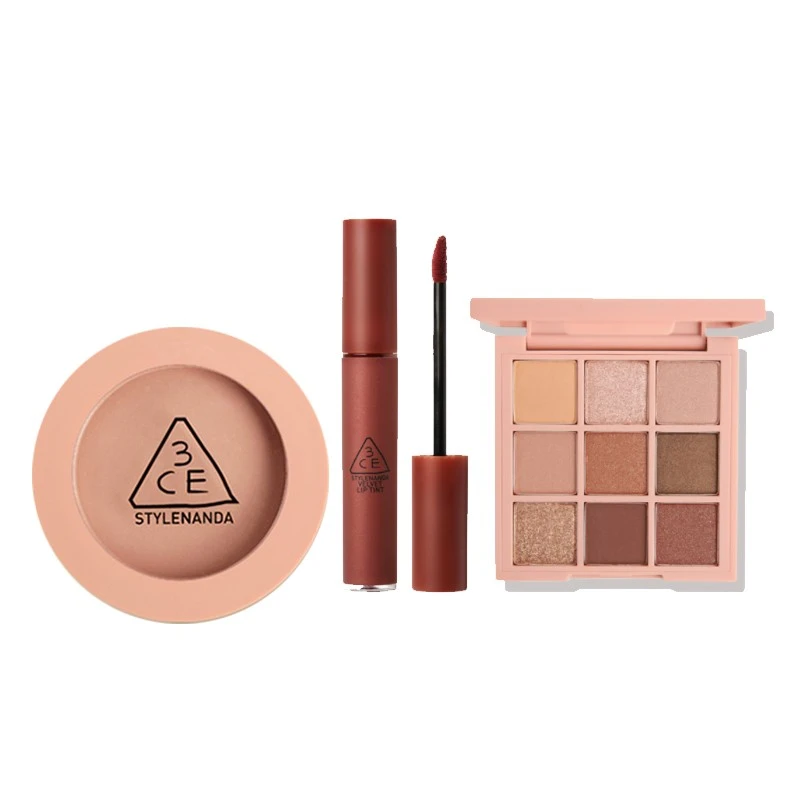商品3CE|3CE 彩妆组合 3CE口红-TAUPE 4G+3CE九宫格眼影盘#OVER TAKE 8.1G+3CE单色腮红#裸米色#NUDE PEACH 5G｜包邮【香港直发】,价格¥393,第1张图片