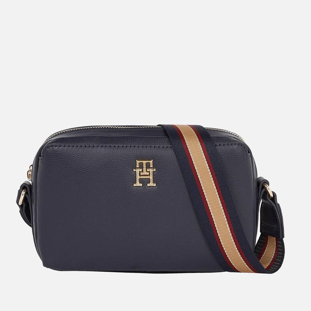 Tommy Hilfiger Faux Leather Camera Bag商品第1张图片规格展示