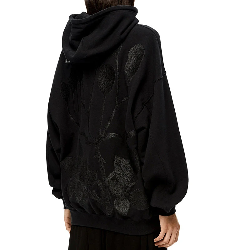 商品Loewe|【预售3-7天】LOEWE/罗意威 22年春夏新款 女士黑色纯棉抓绒面料植物标本和Logo刺绣连帽衫卫衣S800Y25X05-1100,价格¥7626,第6张图片详细描述