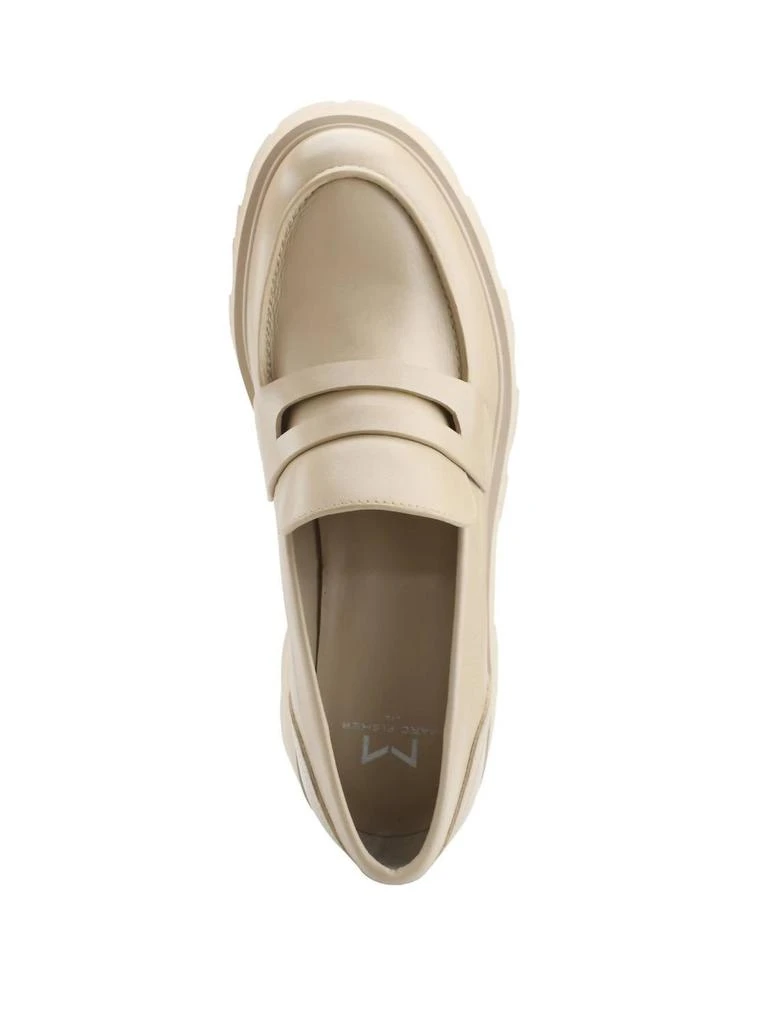 商品Marc Fisher|Latika Lug Sole Loafer In Taupe Leather,价格¥979,第2张图片详细描述