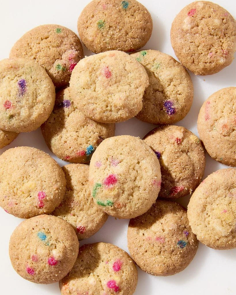 商品Neiman Marcus|20 oz. Confetti Cupcake Cookies in Jar,价格¥218,第2张图片详细描述
