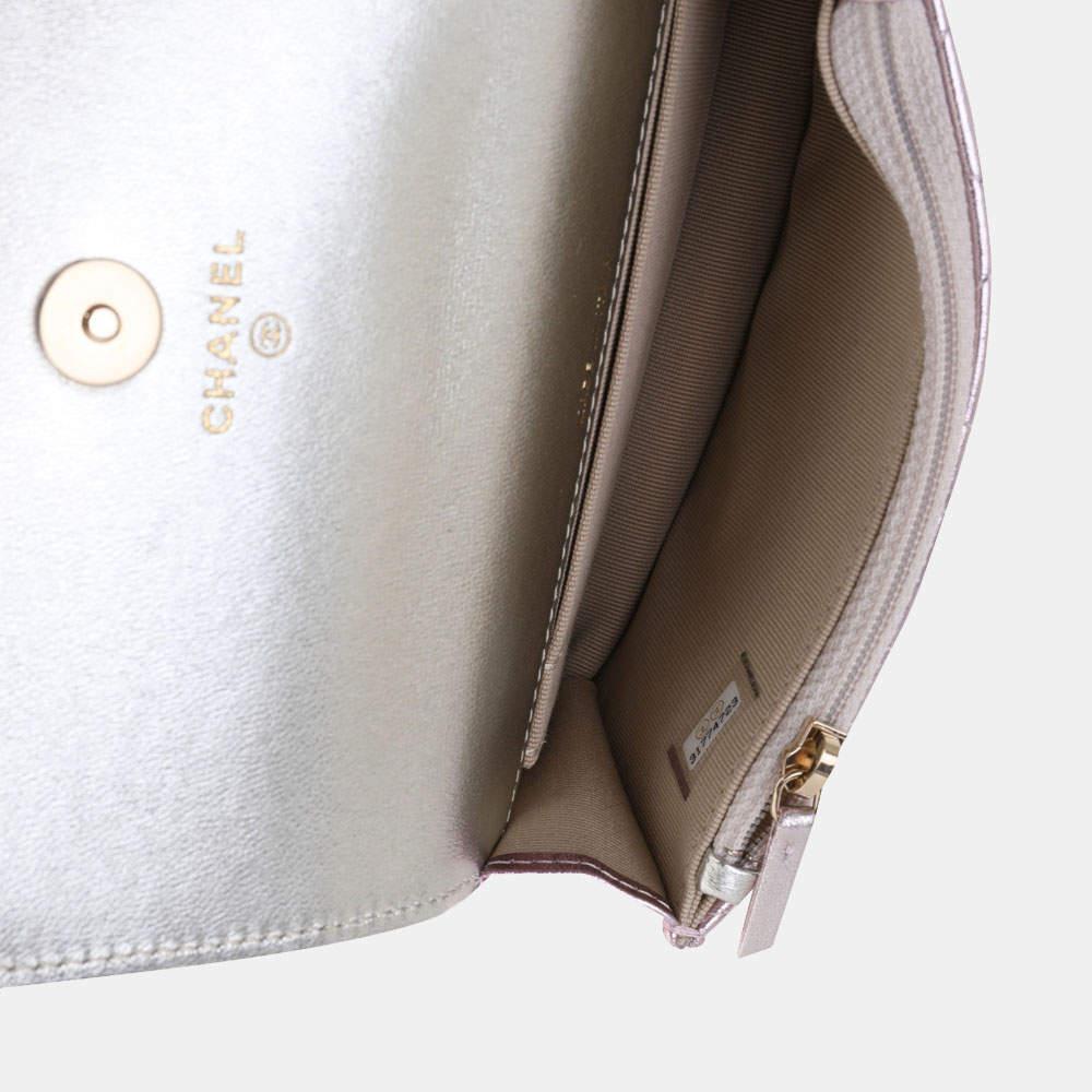 商品[二手商品] Chanel|Chanel Iridescent Quilted Lambskin Leather Coco Punk Flap WOC Bag,价格¥31273,第7张图片详细描述