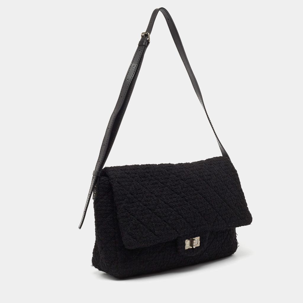 商品[二手商品] Chanel|Chanel Black Quilted Tweed Reissue 2.55 XL Flap Bag,价格¥17966,第5张图片详细描述