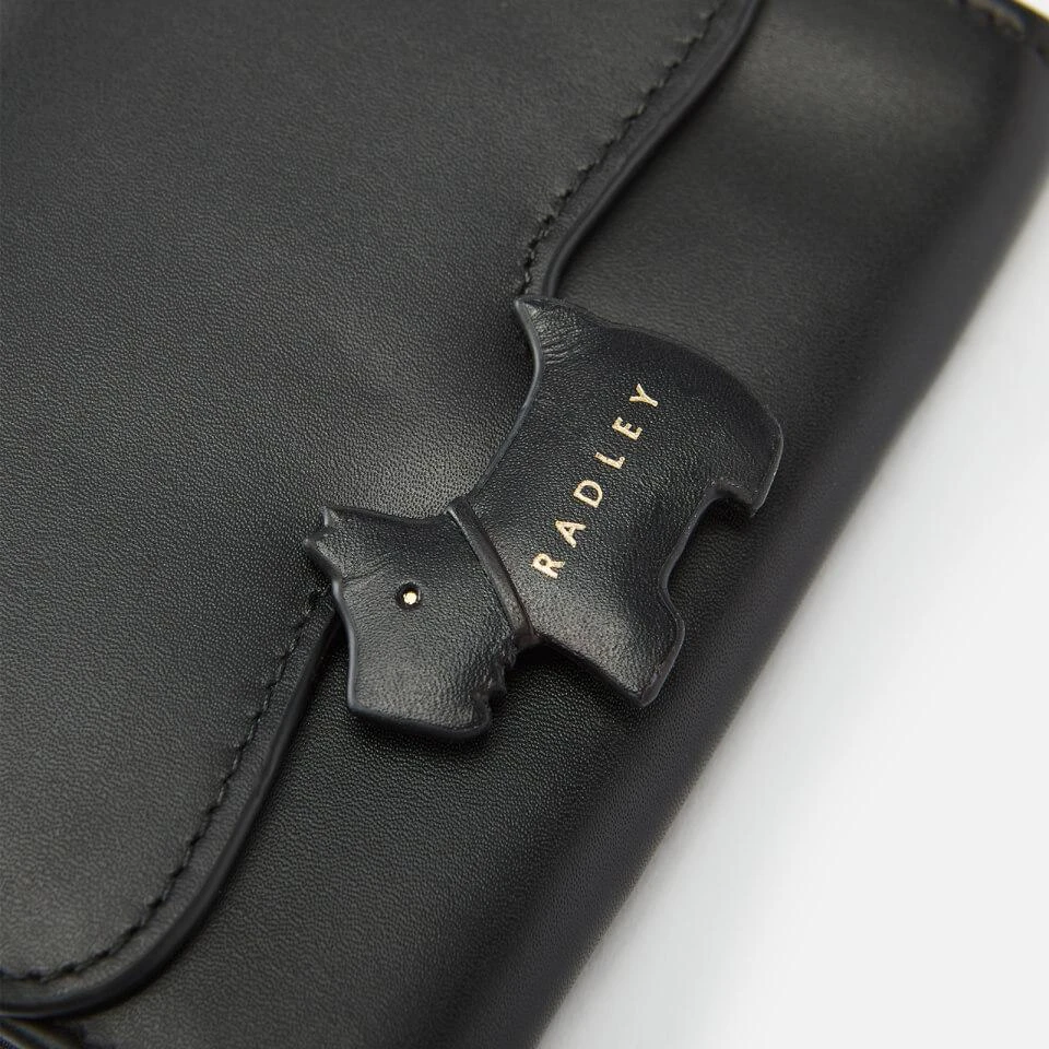 商品Radley|Radley Women's Radley Crest Medium Flapover Purse - Black,价格¥446,第4张图片详细描述