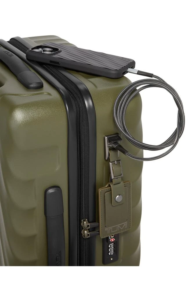 22-Inch 19 Degrees International Expandable Spinner Carry-On 商品