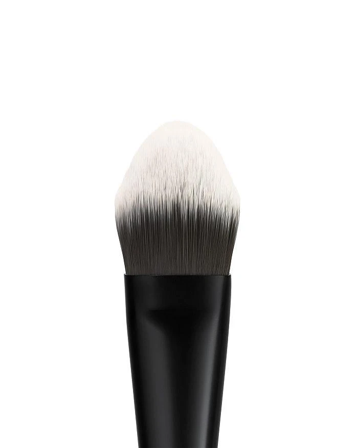 商品Lancôme|Flat Full Coverage Foundation Brush #1,价格¥278,第2张图片详细描述