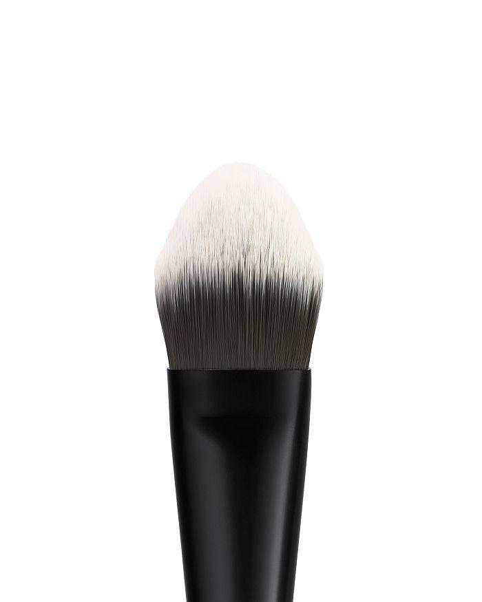 商品Lancôme|Flat Full Coverage Foundation Brush #1,价格¥273,第4张图片详细描述