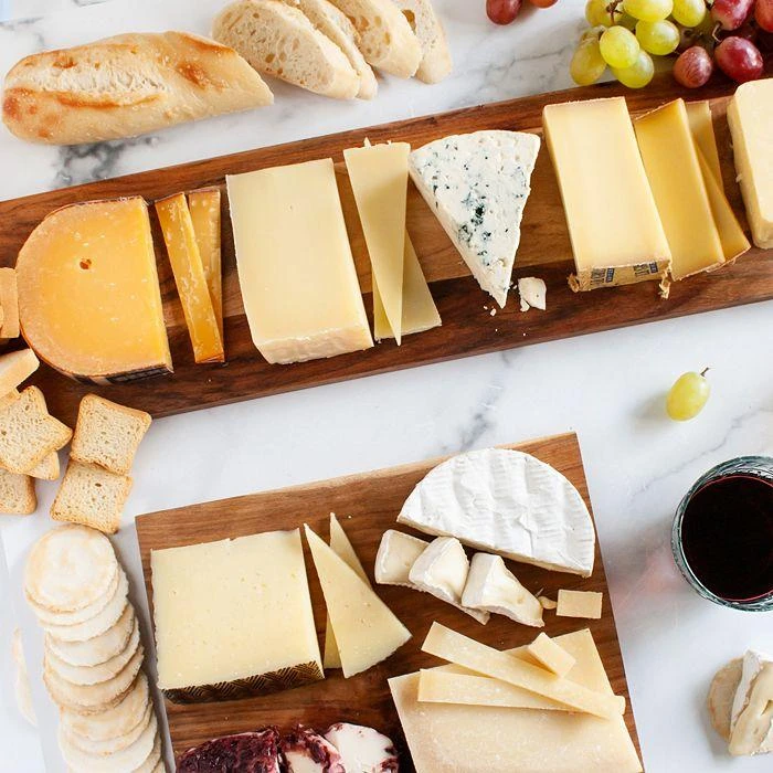商品igourmet|Eight Cheeses Tasting Gift Box,价格¥1045,第2张图片详细描述
