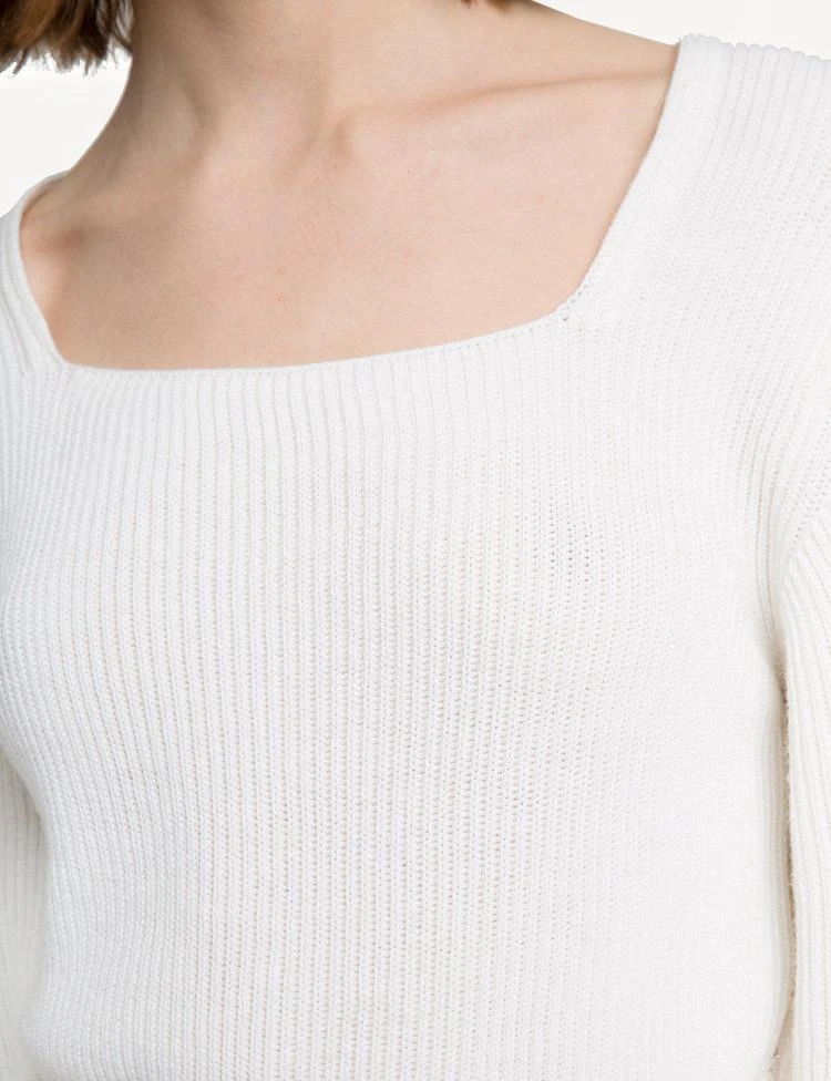 Ivory Square Neck Ribbed Sweater 商品