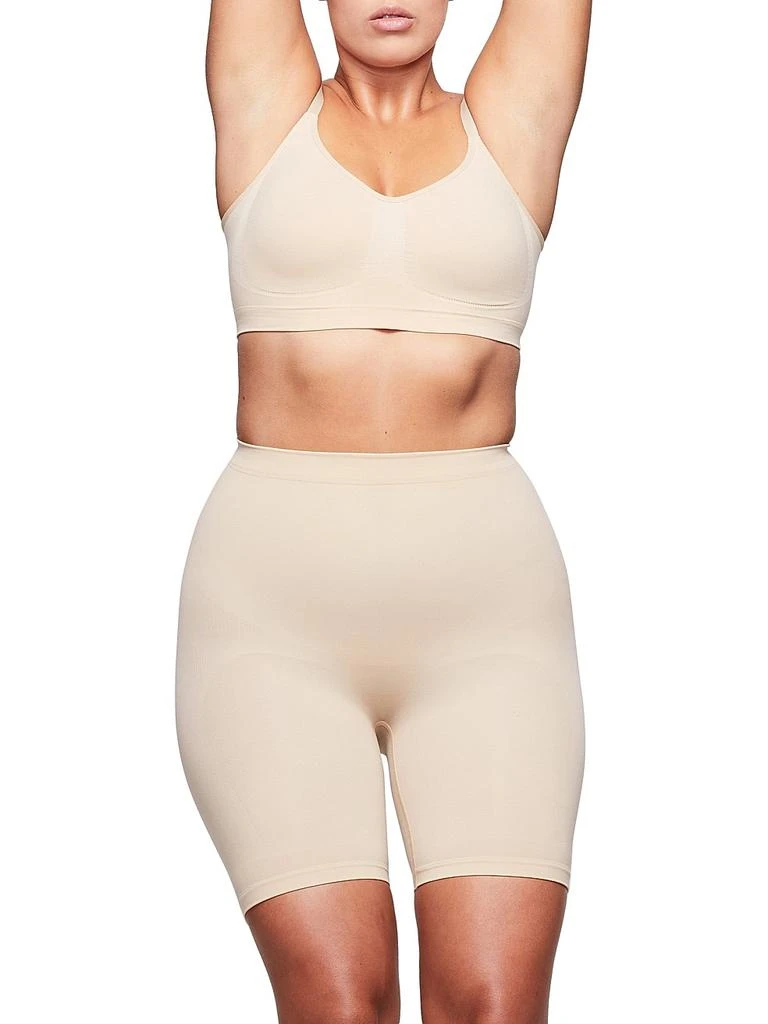商品SKIMS|Seamless Sculpt Mid-Thigh Short,价格¥300,第2张图片详细描述