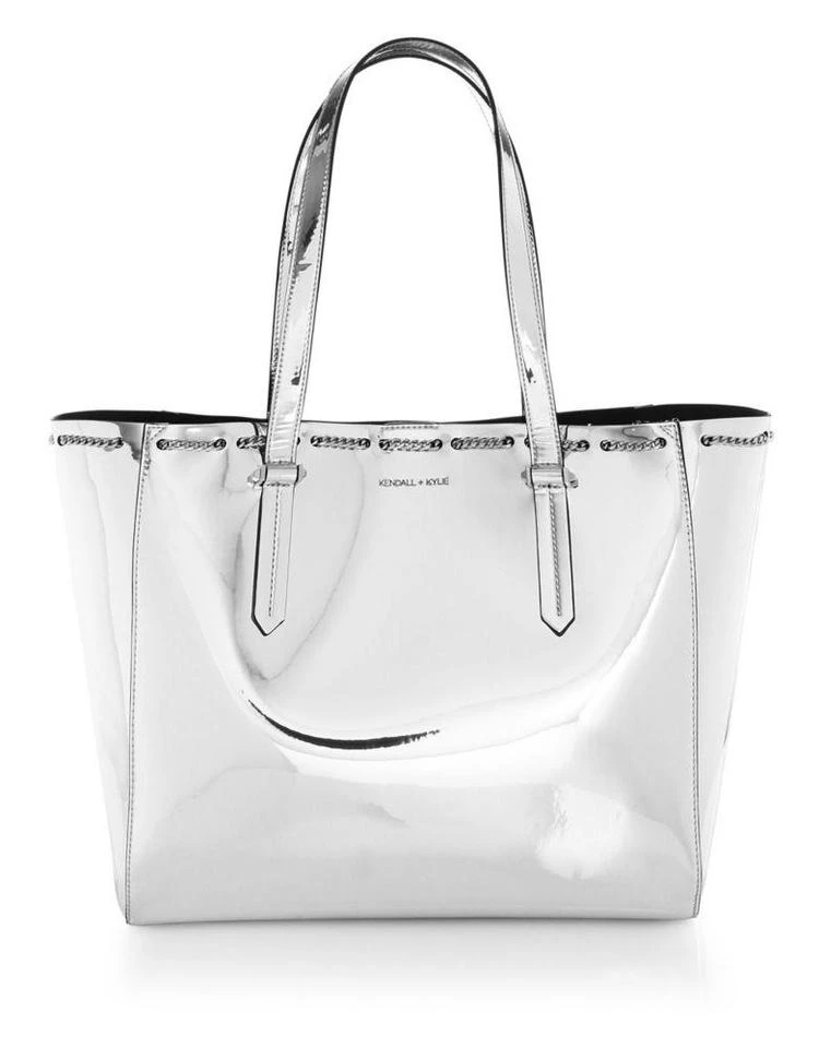 商品KENDALL + KYLIE|Izzy Chain Tote,价格¥339,第2张图片详细描述