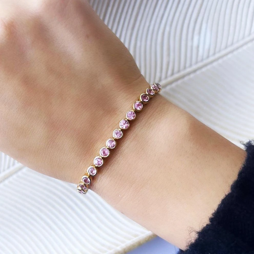 商品The Lovery|Pink Sapphire Bezel Bracelet,价格¥36326,第2张图片详细描述