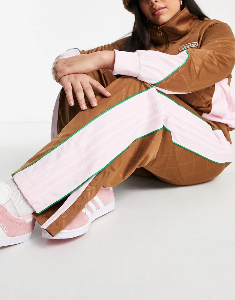商品Adidas|adidas Originals 'Retro Luxury' Plus wide leg track pant in brown with monogram print,价格¥245,第3张图片详细描述