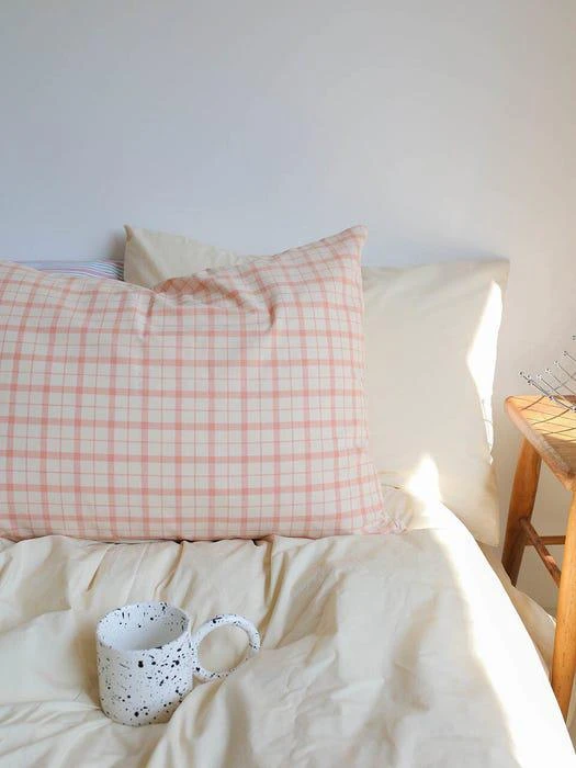 商品coconiel|Camome Peach Check Pillow Cover,价格¥378,第1张图片