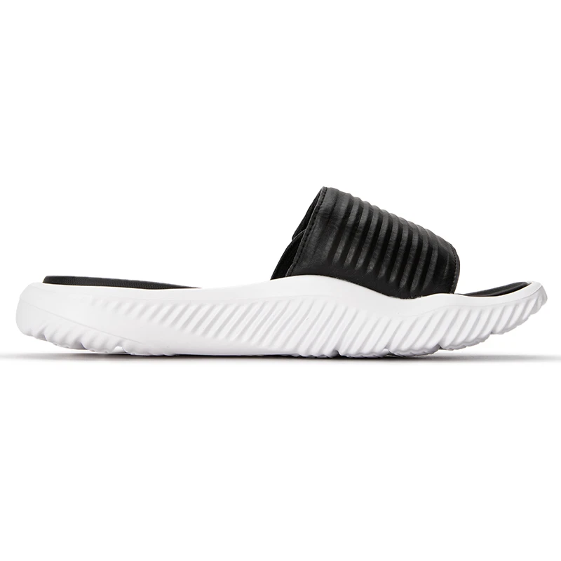 ALPHABOUNCE SLIDE 2.0男女运动休闲拖鞋 商品