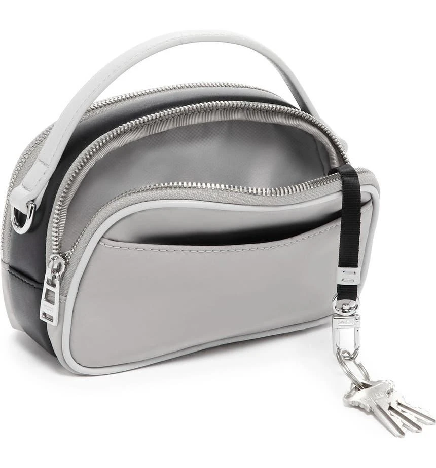 商品Tumi|Voyageur June Nylon Crossbody Bag,价格¥1283,第3张图片详细描述