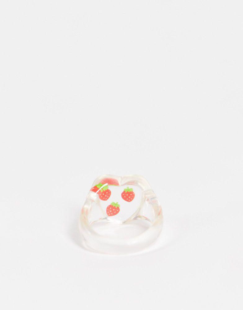 ASOS DESIGN Curve ring in heart shape with trapped strawberries in clear plastic商品第2张图片规格展示