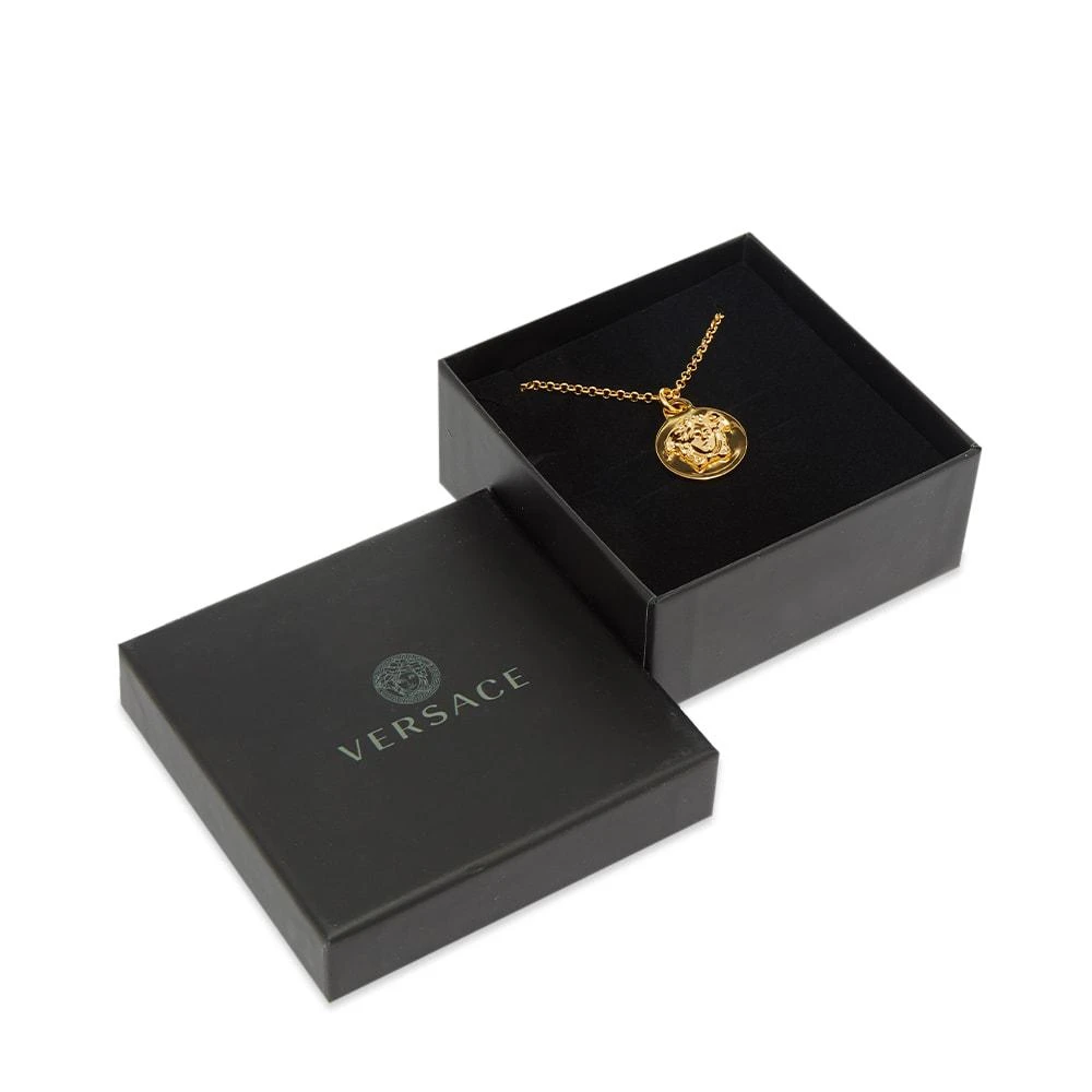 商品Versace|Versace Medusa Head Necklace,价格¥1341,第4张图片详细描述