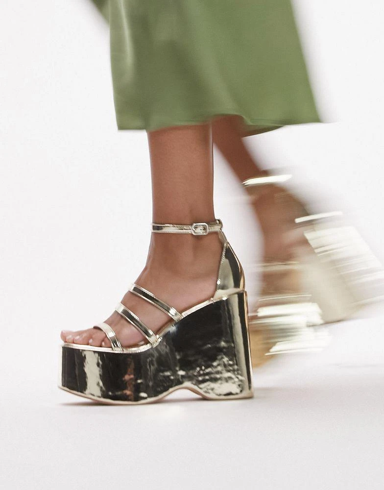 商品Topshop|Topshop Shaunagh high platform wedge in gold,价格¥343,第4张图片详细描述