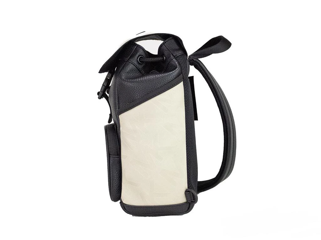 商品[二手商品] Michael Kors|Michael Kors Kent Medium Hemp Nylon Pebbled Leather Slingpack Backpack Women's Bag,价格¥2368,第2张图片详细描述