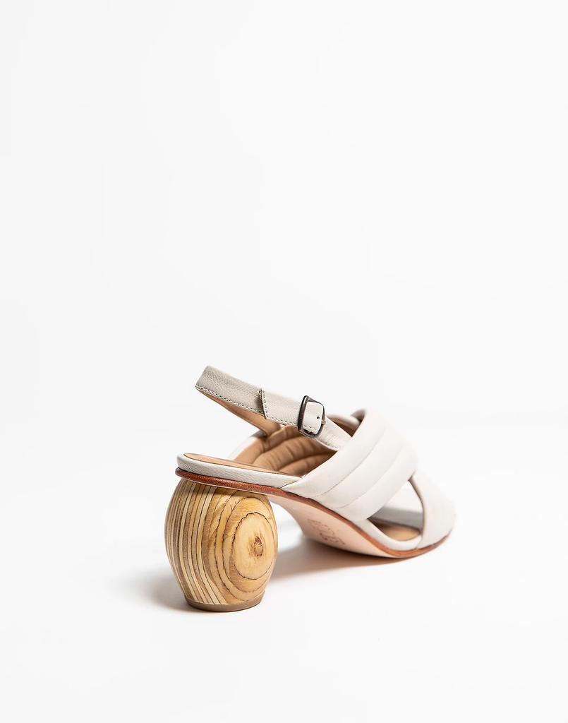 商品Madewell|HUMA BLANCO Leather Franny Sandals,价格¥1362,第4张图片详细描述