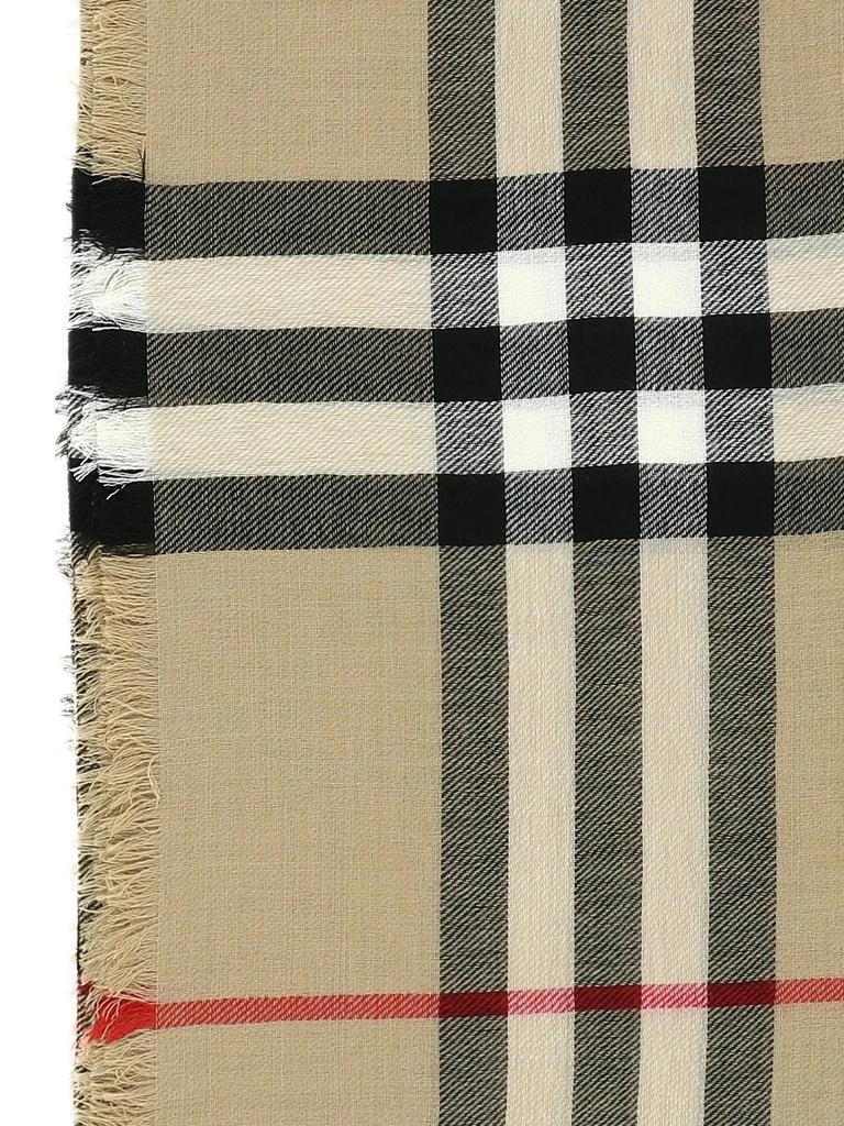 商品Burberry|Check Wool Scarf Scarves Beige,价格¥2083,第2张图片详细描述