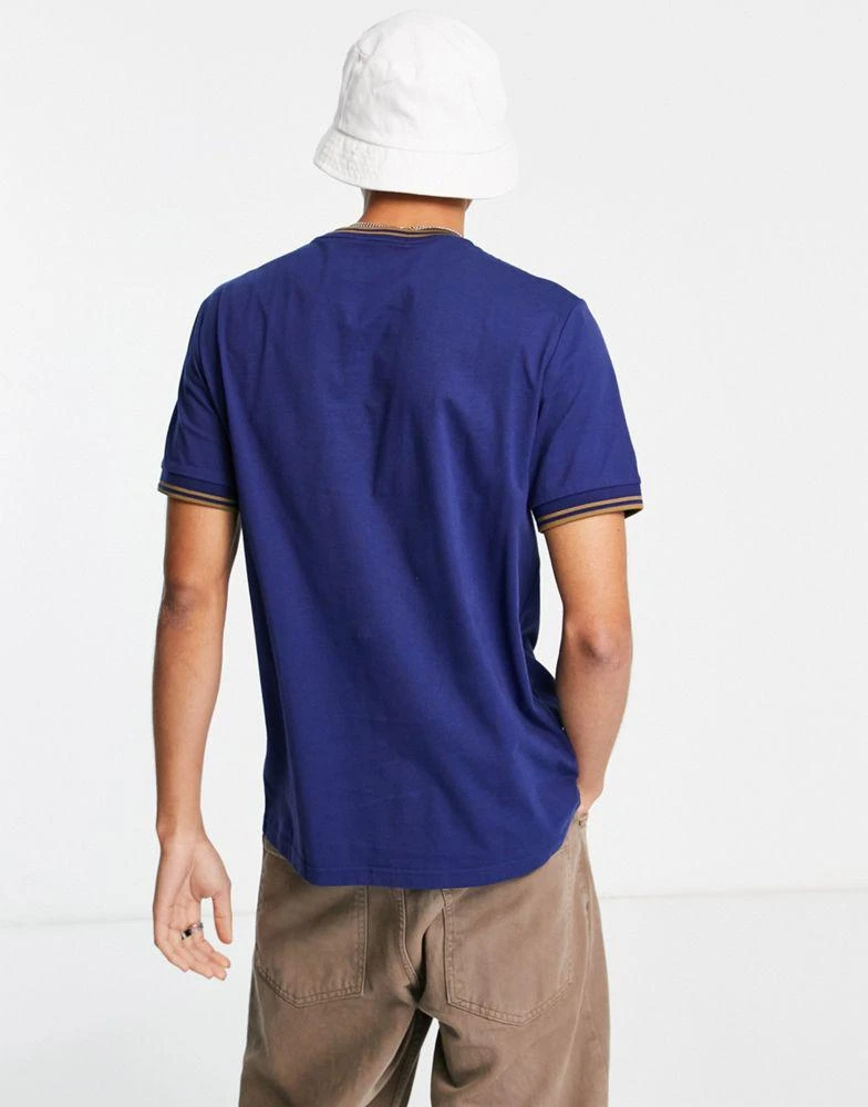 商品Fred Perry|Fred Perry twin tipped t-shirt in navy,价格¥428,第2张图片详细描述