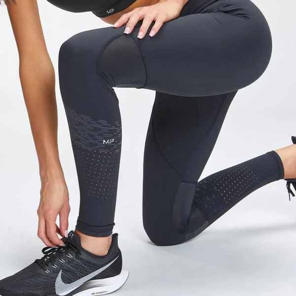 商品Myprotein|MP Women's Velocity Reflective Leggings - Black,价格¥225,第5张图片详细描述