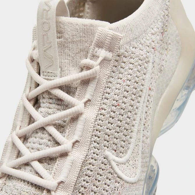 商品NIKE|Women's Nike Air VaporMax 2021 Flyknit Running Shoes,价格¥1555,第3张图片详细描述
