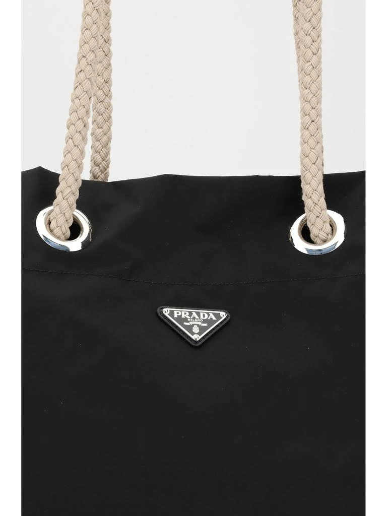 商品Prada|Medium Mariner Re-nylon Bucket Bag,价格¥17143,第4张图片详细描述
