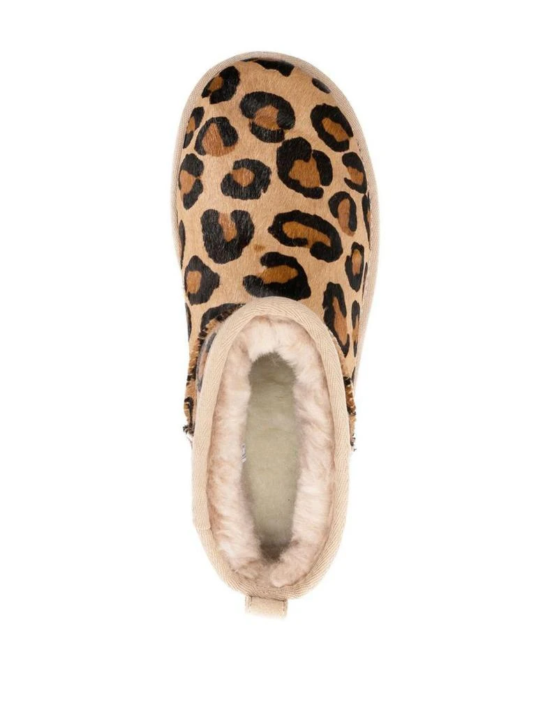 商品UGG|UGG Australia Boots Brown,价格¥1330,第4张图片详细描述