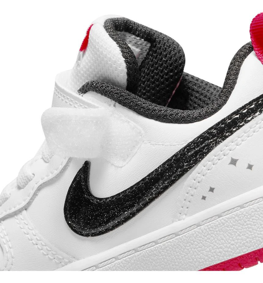 Court Borough Sneaker 商品