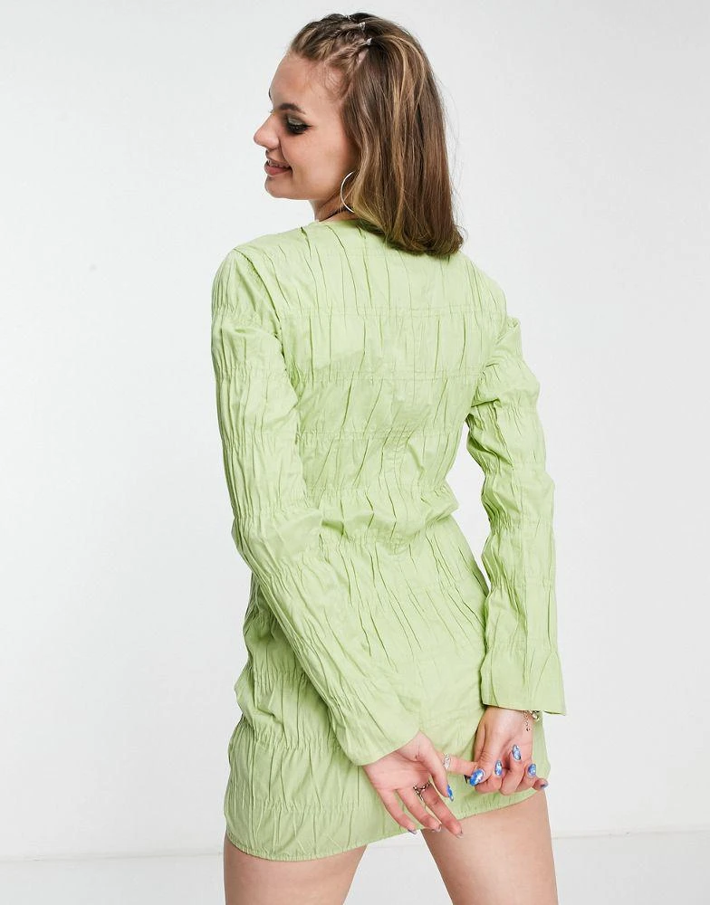 商品Daisy Street|Daisy Street long sleeve shirred mini dress in lime,价格¥88,第2张图片详细描述