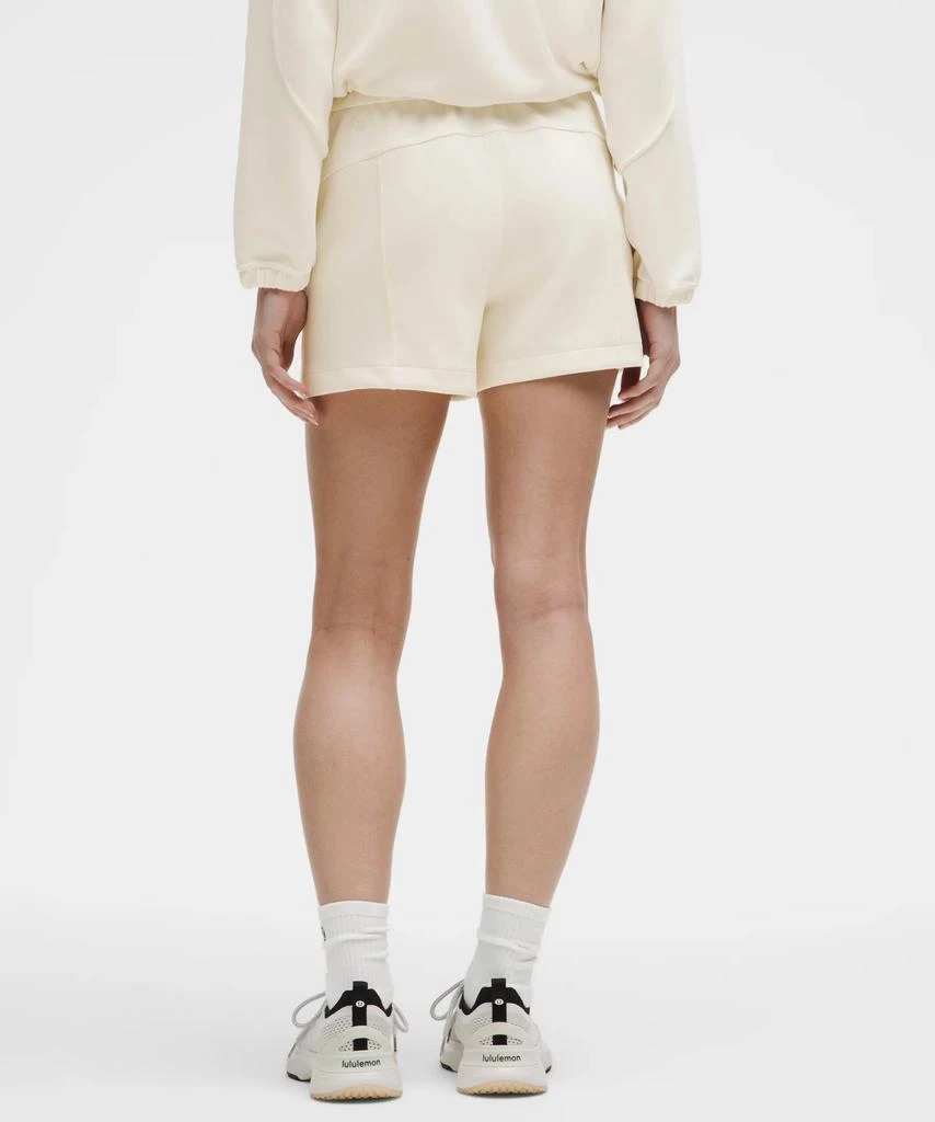 Softstreme High-Rise Short 4" 商品